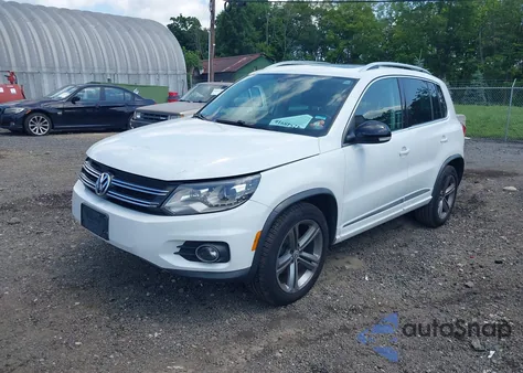 2017 Volkswagen Tiguan 2.0T Sport z USA, uszkodzony, nr VIN WVGUV7AX2HK029485